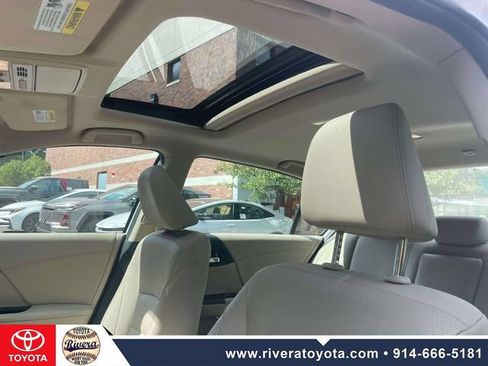 Used 2015 Honda Accord EX-L image 21