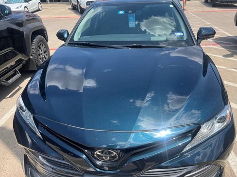 Used 2019 Toyota Camry XLE w/ Driver Assist Package FWD image 3