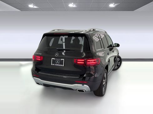 New 2026 Mercedes-Benz GLB 250 image 6