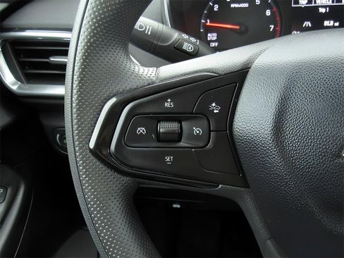 Used 2023 Chevrolet TrailBlazer LT image 11