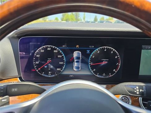 Used 2020 Mercedes-Benz E 350 4MATIC Sedan image 33