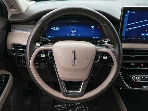 Used 2024 Lincoln Corsair FWD image 13