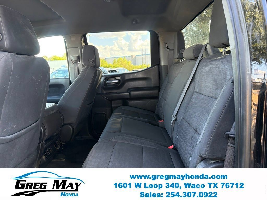 Used 2024 Chevrolet Silverado 1500 Custom Trail Boss w/ Turbomax Blackout Package AWD/4WD image 21