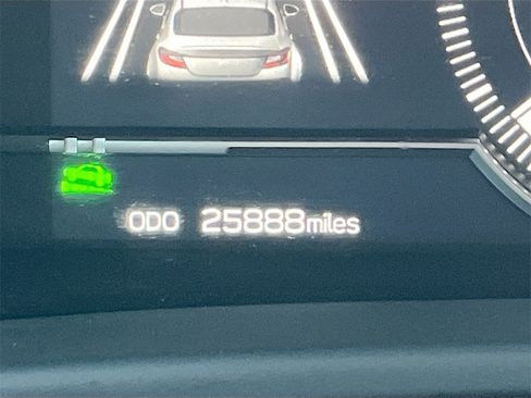 Used 2023 Toyota GR86 Premium image 12