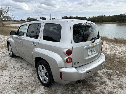 Used 2007 Chevrolet HHR LS image 8
