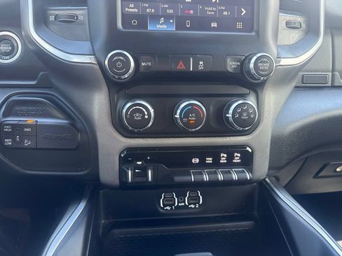 Used 2024 RAM 2500 Big Horn w/ Off Road Package AWD/4WD image 25