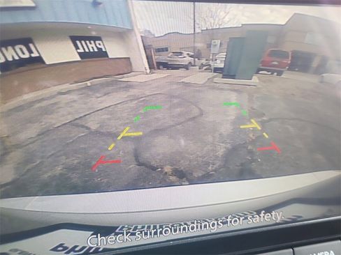 Used 2024 Nissan Rogue SV image 19