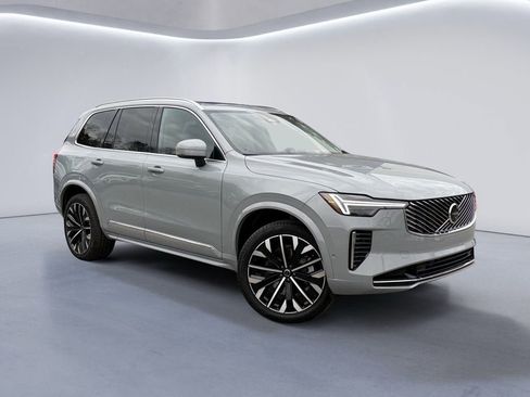 New 2026 Volvo XC90 B6 Ultra image 2