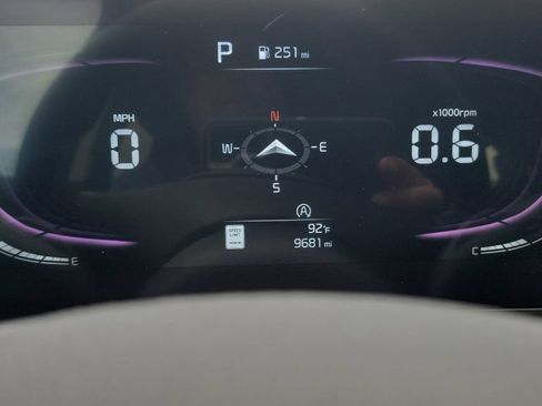 Used 2025 Kia Sportage EX FWD image 30