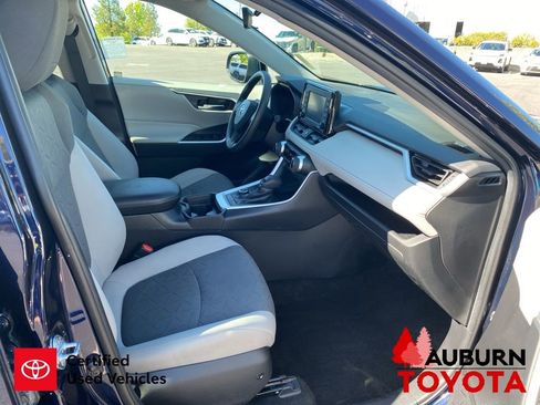 Used 2021 Toyota RAV4 XLE w/ Convenience Package AWD/4WD image 15