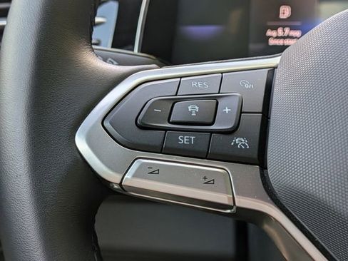 Used 2025 Volkswagen Jetta Sport image 29