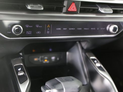 New 2025 Kia Sorento X-Line EX image 18