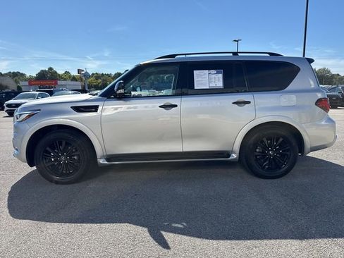 Used 2021 INFINITI QX80 Luxe image 6