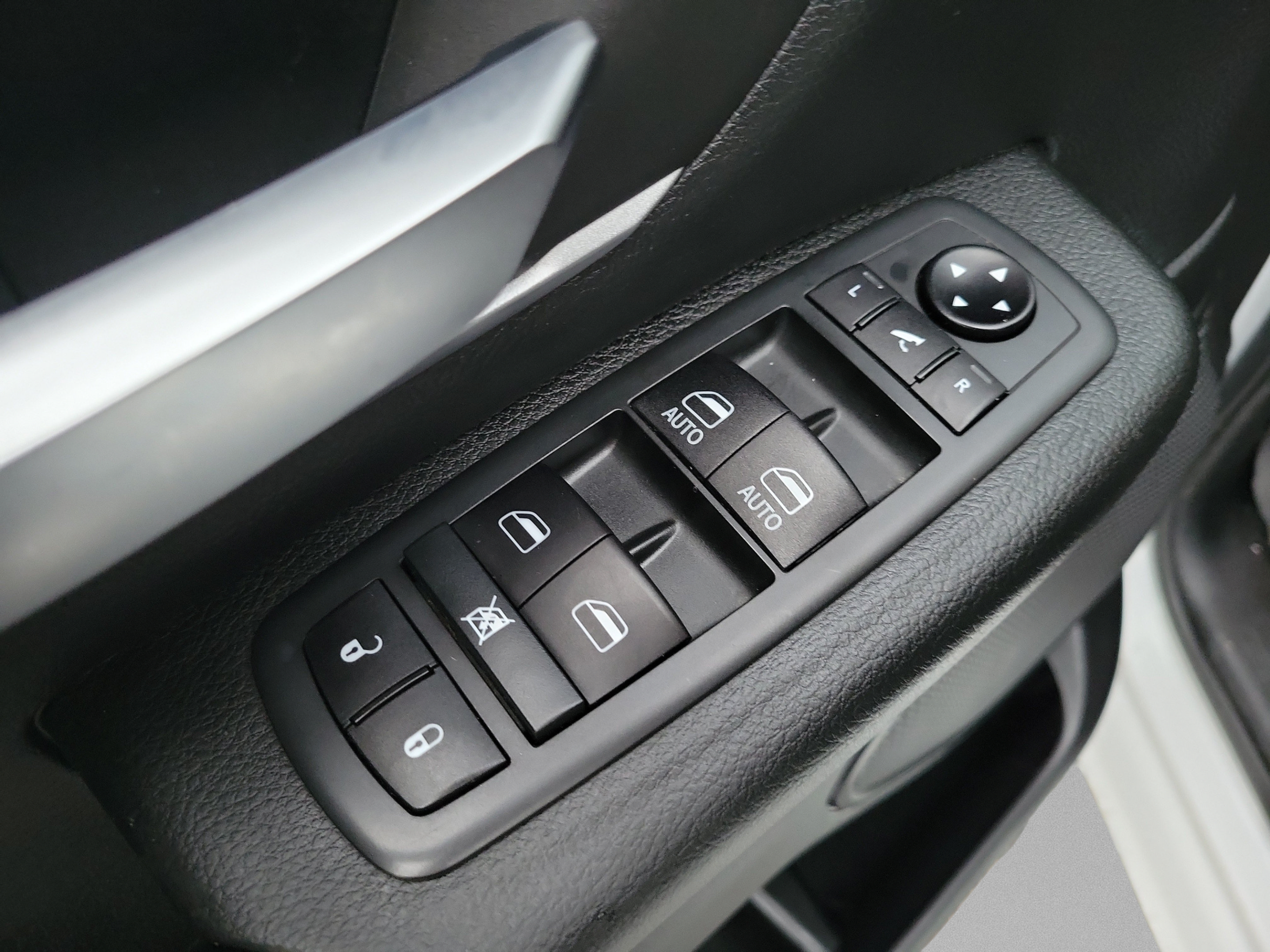 Used 2021 RAM 1500 Big Horn AWD/4WD image 13