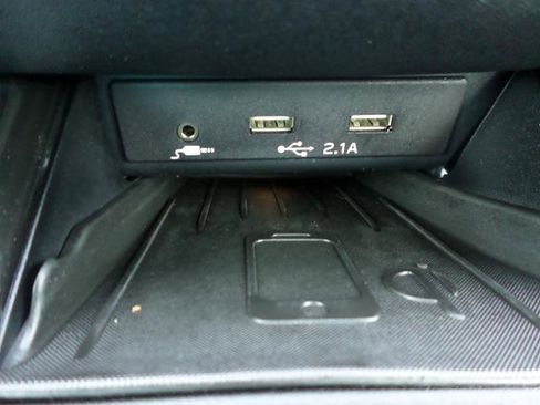 Used 2022 Subaru Legacy Limited image 22