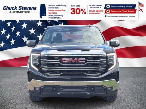 Used 2025 GMC Sierra 1500 SLT AWD/4WD image 3
