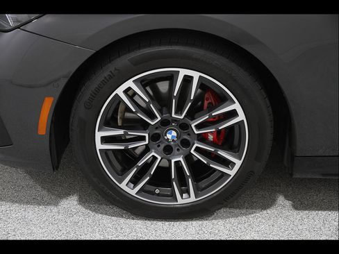 Certified 2024 BMW 530i xDrive w/ M Sport Package AWD/4WD image 20