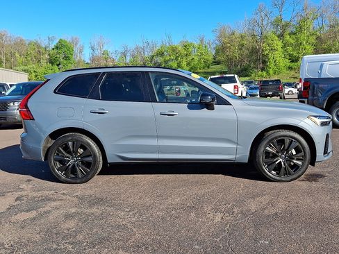 Used 2024 Volvo XC60 B5 Plus w/ Climate Package AWD/4WD image 12