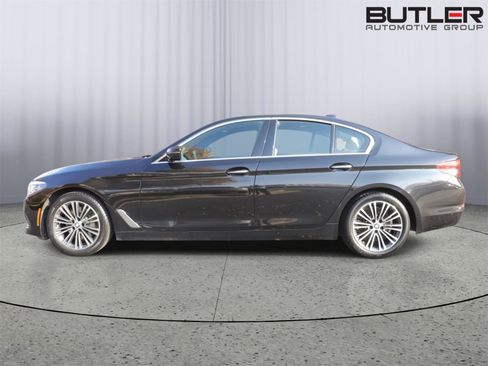 Used 2018 BMW 530i w/ Premium Package image 3