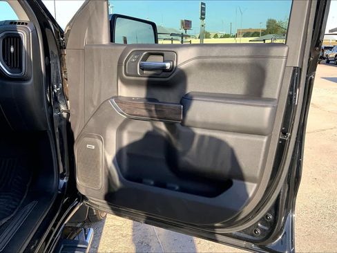 Used 2020 Chevrolet Silverado 1500 LTZ w/ LTZ Texas Edition AWD/4WD image 23