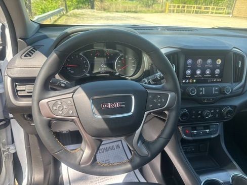 Used 2023 GMC Terrain AT4 AWD/4WD image 11