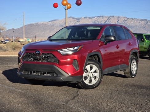 Used 2024 Toyota RAV4 LE image 27