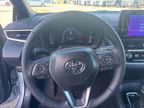 Used 2026 Toyota Corolla SE FWD image 9
