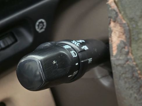 Used 2002 Toyota Land Cruiser AWD/4WD image 25