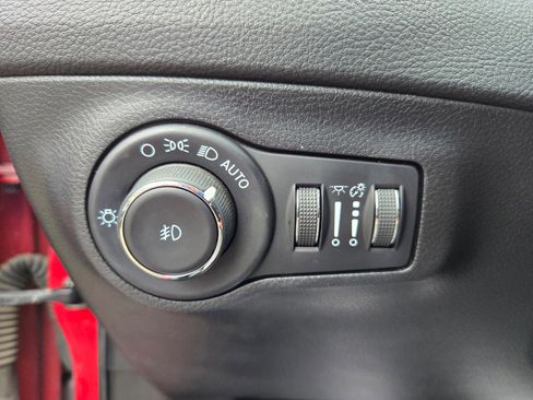 Used 2021 Jeep Compass Limited AWD/4WD image 20
