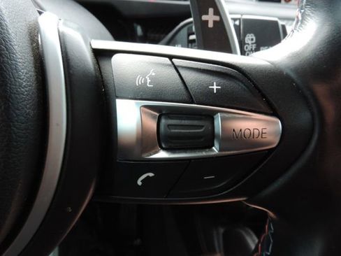 Used 2016 BMW X5 M image 29