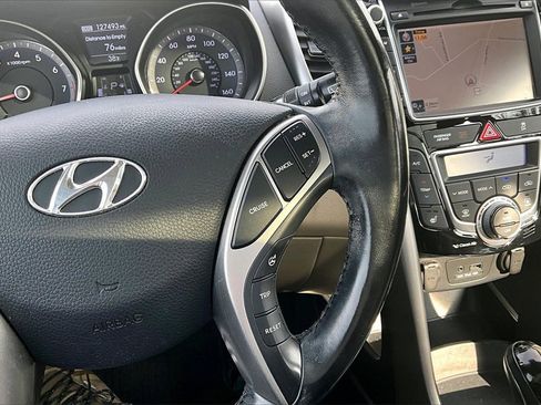 Used 2014 Hyundai Elantra GT w/ Option Group 03 image 18