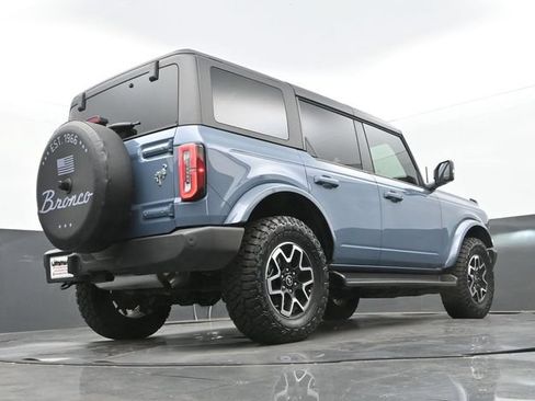 Used 2025 Ford Bronco Outer Banks AWD/4WD image 11