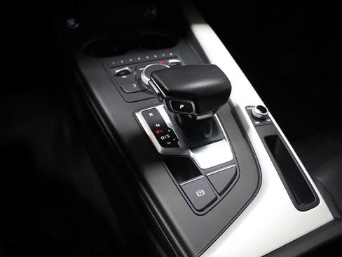 Used 2017 Audi A4 2.0T Premium image 27