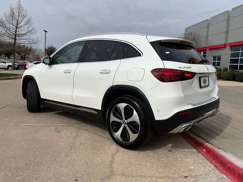 Used 2025 Mercedes-Benz GLA 250 image 8