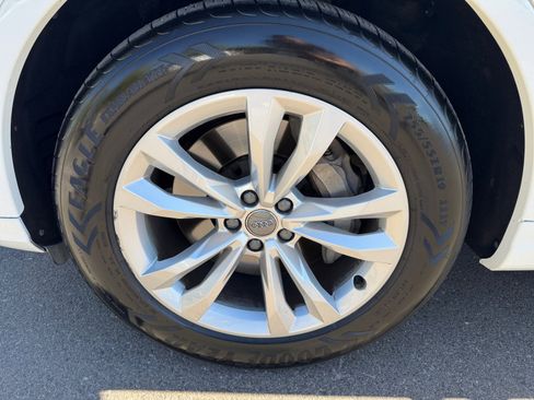 Used 2019 Audi Q7 3.0T Premium image 26