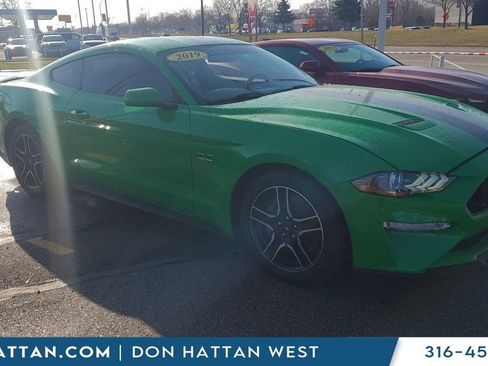 Used 2019 Ford Mustang GT image 4