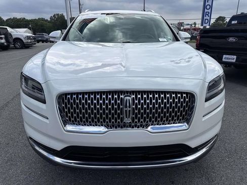Certified 2023 Lincoln Nautilus AWD w/ Premium Package image 2