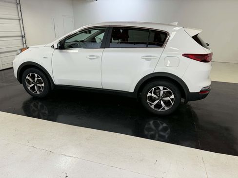 Used 2021 Kia Sportage LX AWD/4WD image 5