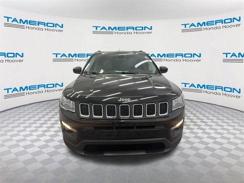 Used 2019 Jeep Compass Latitude w/ Popular Equipment Group image 8