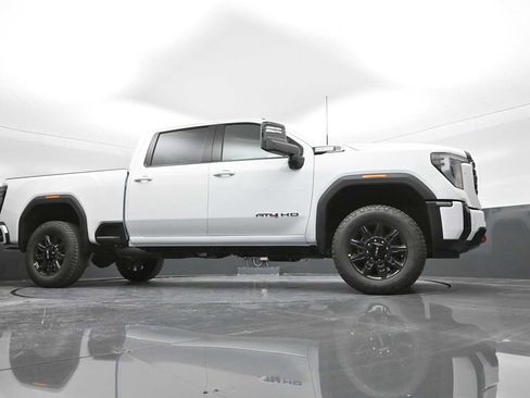 New 2026 GMC Sierra 2500 AT4 w/ AT4 Premium Plus Package image 40