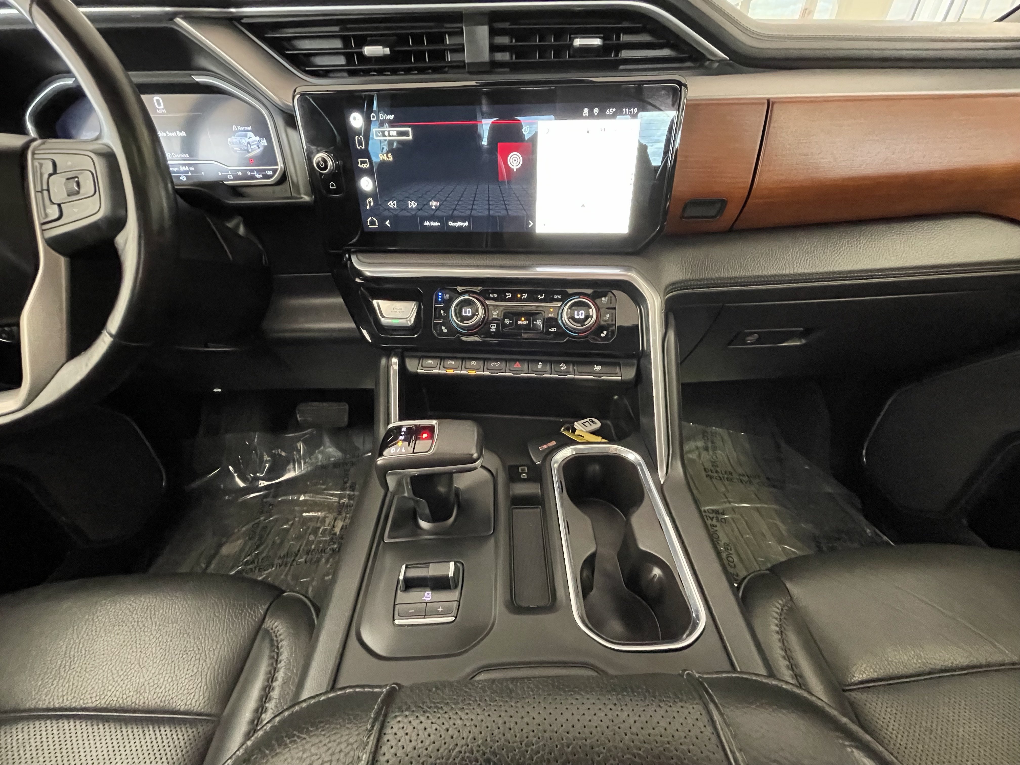 Certified 2022 GMC Sierra 1500 Denali w/ Denali Reserve Package AWD/4WD image 14