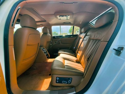 Used 2013 Bentley Flying Spur Flying Spur image 28