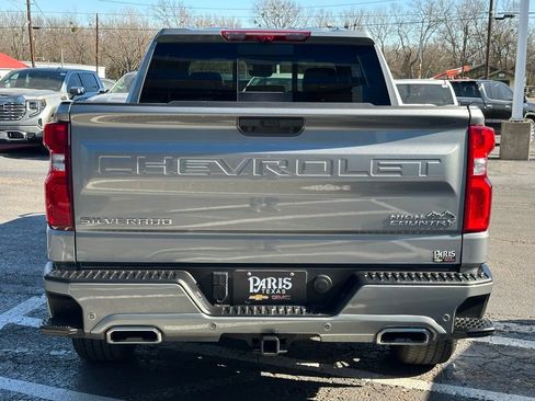 Used 2025 Chevrolet Silverado 1500 High Country image 5