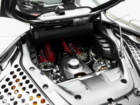 Used 2022 Ferrari SF90 Spider AWD/4WD image 43