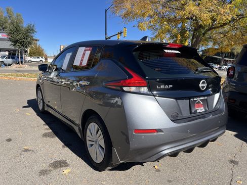 Certified 2023 Nissan Leaf S image 6