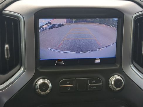 Used 2019 GMC Sierra 1500 SLE image 27