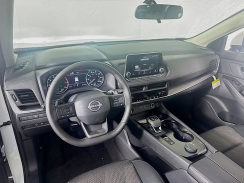 New 2026 Nissan Rogue SV w/ Cold Weather Package image 9