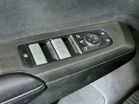 Used 2024 Mitsubishi Outlander SE FWD image 15