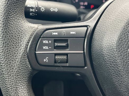 Used 2024 Honda Accord EX image 9