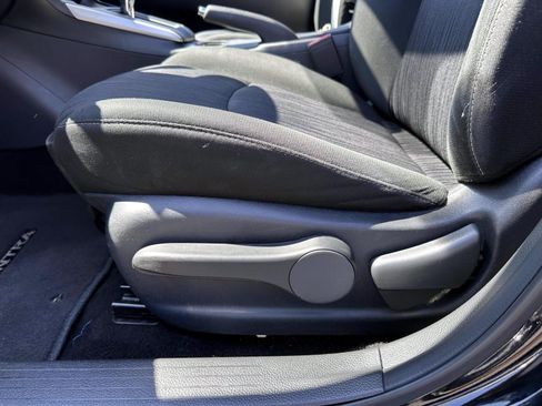 Used 2019 Nissan Sentra SV FWD image 10